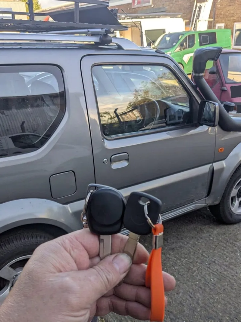 Suzuki Jimny key sorted at the roadside